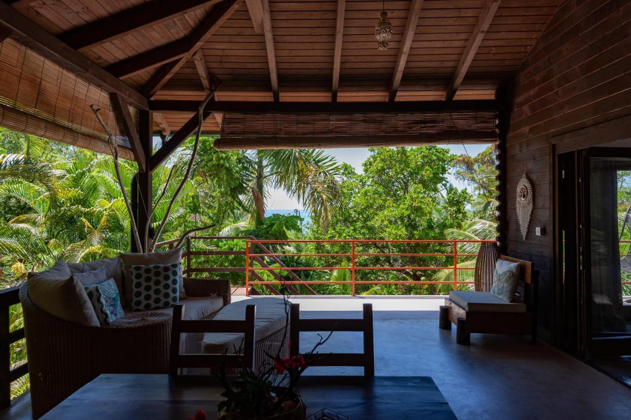 La Pointe Beach Huts Баи-Сейнт-Энн Экстерьер фото