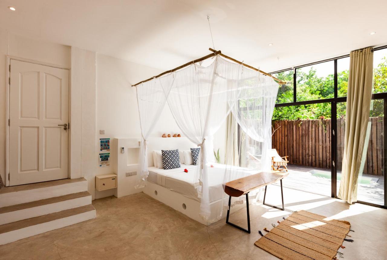 La Pointe Beach Huts Баи-Сейнт-Энн Экстерьер фото