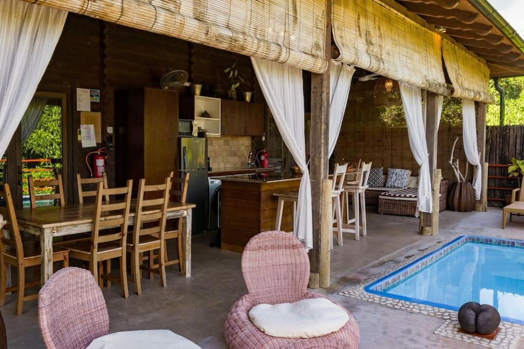 La Pointe Beach Huts Баи-Сейнт-Энн Экстерьер фото